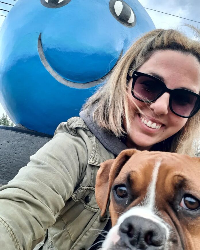 Source Instagram @ronniecarlosthegtlboxer https://www.instagram.com/p/CkpIJgYNu-7/?img_index=4