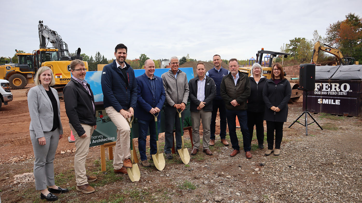 Members of the Oxford Community Centre Committee with Minister Fraser and Minister Rushton.